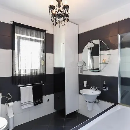 With A Parking Space Kastel Sucurac, - 12445 *